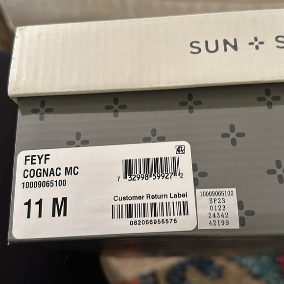 NWT “Sun & Stone” Cognac suede sandals with woven trim - Picture 5 of 5